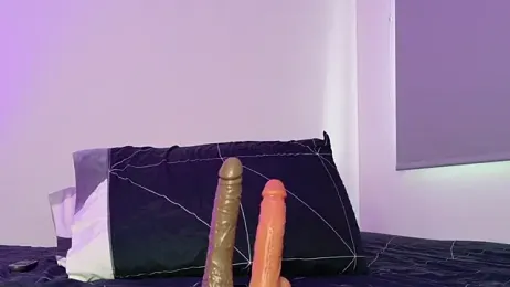 isahilton1 webcam model stream image