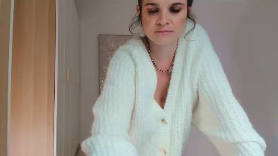 Nadona webcam model stream image