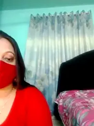 Queen_Tanu26 webcam model stream image