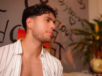 noha_miler webcam model stream image