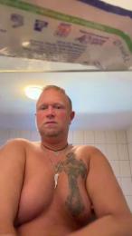 Lenny1983 webcam model stream image