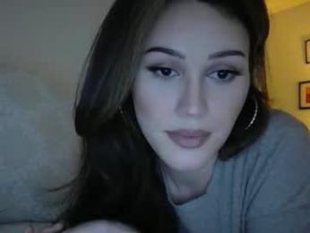luh698171 webcam model stream image