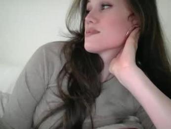 luh698171 webcam model stream image