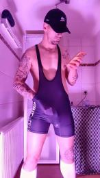 IDGAFBoi webcam model stream image