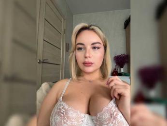 Mila-m webcam bongacams model stream image