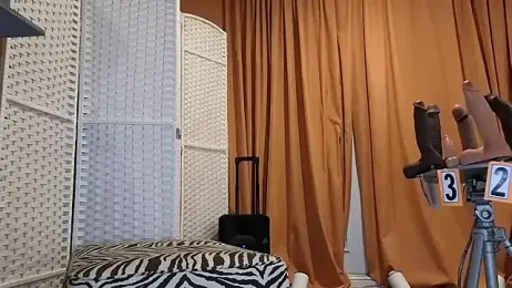 Vickiebee webcam stripchat model stream image