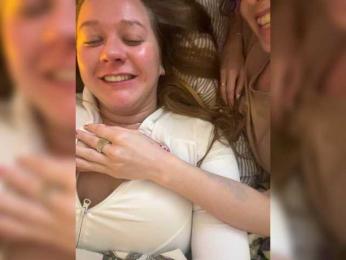 Bonne-Aurore webcam model stream image