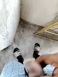 janu_9900 webcam model stream image