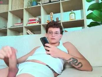 anddres_boss webcam model stream image