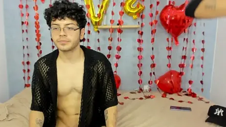 Eliotkinky webcam stripchat model stream image