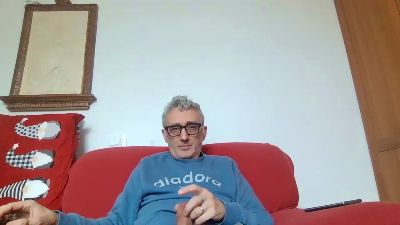 bigpaenis webcam model stream image