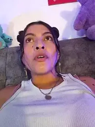 Fox_Roxxan webcam model stream image