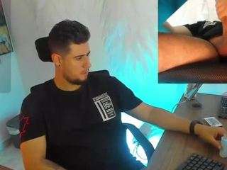 ryan-evanss webcam model stream image