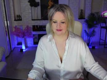 MariemLui webcam bongacams model stream image