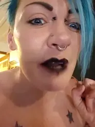 PinkTheHawk webcam model stream image