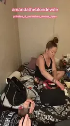 amandatheblondewife webcam model stream image