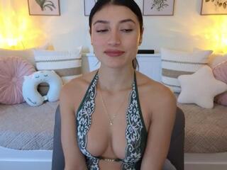 Alejandhra webcam flirt4free model stream image