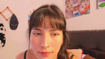 HolySweetMuse webcam model stream image