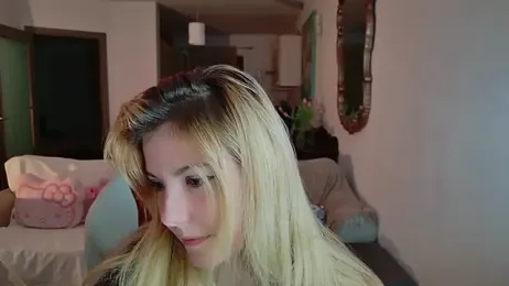 Cassycum webcam model stream image
