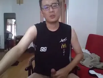 taiwanboybigtop1069 webcam model stream image