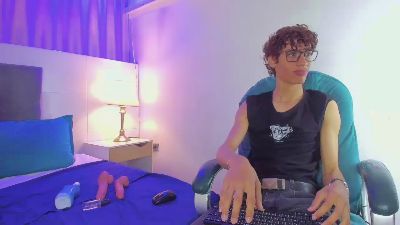 Will_Turneer webcam cam4 model stream image