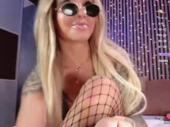 wild_angel777 webcam model stream image