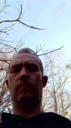 Trolls37 webcam model stream image