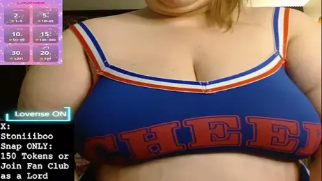 Stoniiiboo webcam model stream image