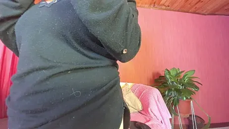 kassandra_james webcam model stream image