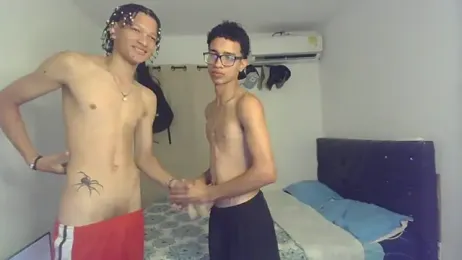 pocket_loversxxx webcam model stream image