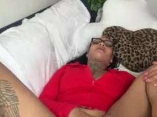 iambaldheadbrittany webcam camsoda model stream image