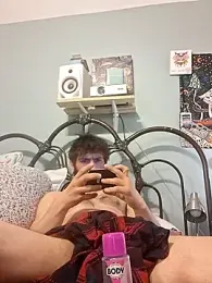 TrndSettr webcam model stream image