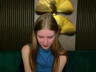 Morgan Ward webcam model stream image