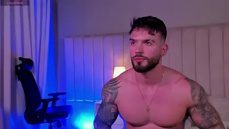 OLIVER_COLT webcam model stream image