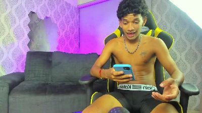Boy_Savoy webcam model stream image