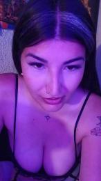 DolceNazz webcam model stream image