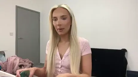 Naughtyblondex webcam model stream image