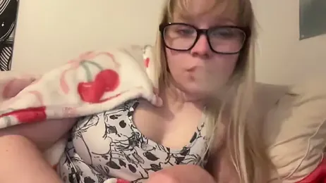 xoxokayy18 webcam model stream image