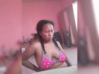 Eirondra-valeen webcam model stream image