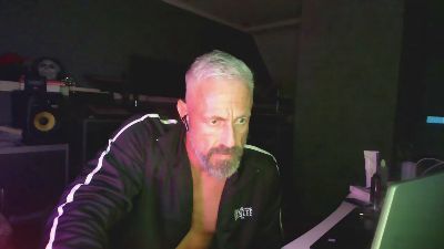 ir0k77 webcam model stream image