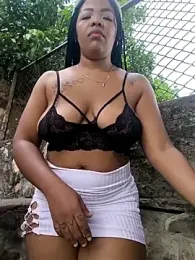 the_titis_outdoors webcam model stream image