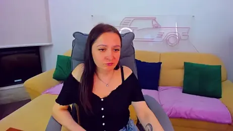 AngellLika webcam model stream image