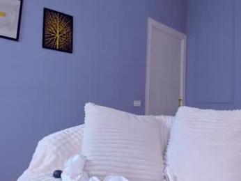 briennevail webcam model stream image