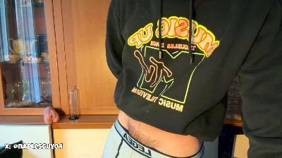 Hank_04 webcam model stream image