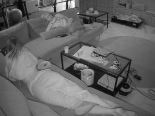 voyeurcam-julmodels-living-3 webcam model stream image