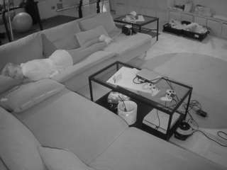 voyeurcam-julmodels-living-3 webcam model stream image