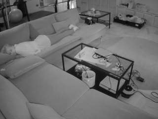 voyeurcam-julmodels-living-3 webcam model stream image