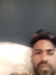 Hunkytop webcam model stream image