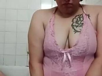 lilbratty_clouds_ogpuffdragon webcam model stream image