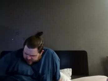 lilbratty_clouds_ogpuffdragon webcam chaturbate model stream image
